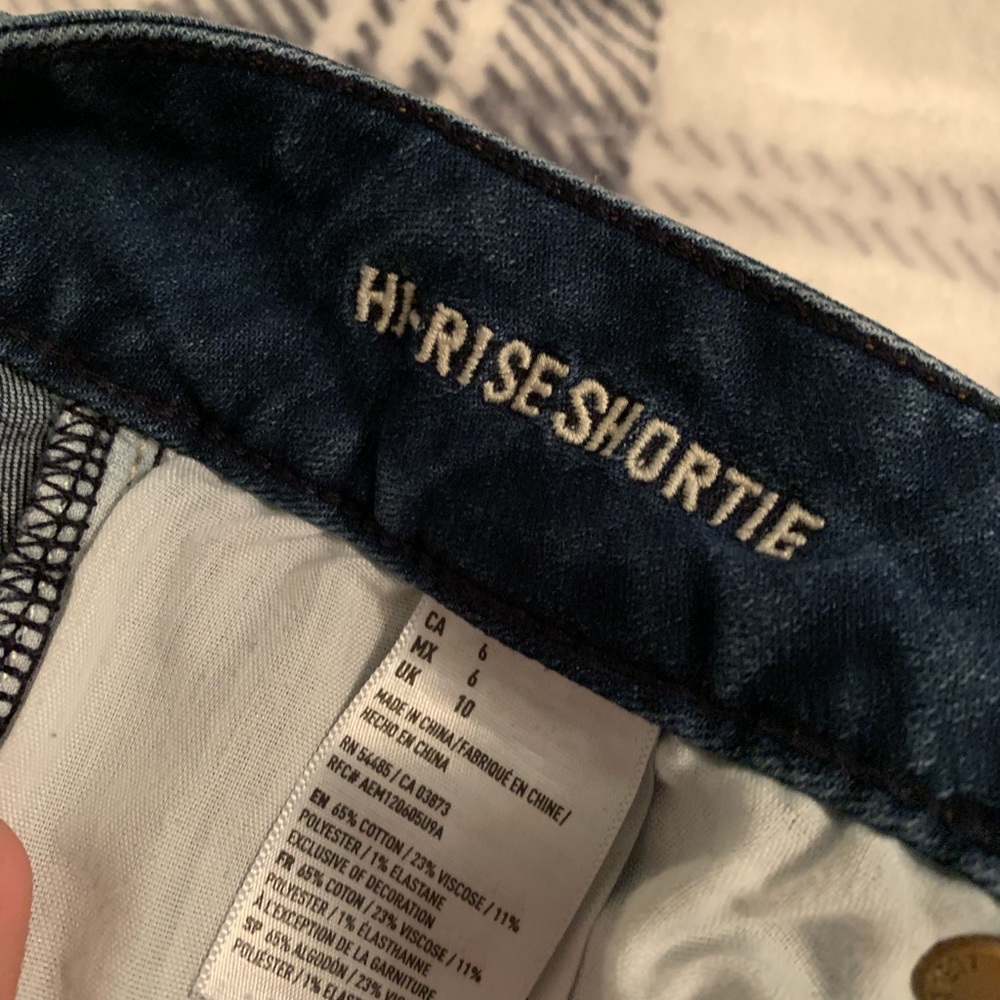 American Eagle Jean Shorts - Picture 4 of 4